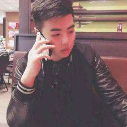 Yun Hao Takes a phone call